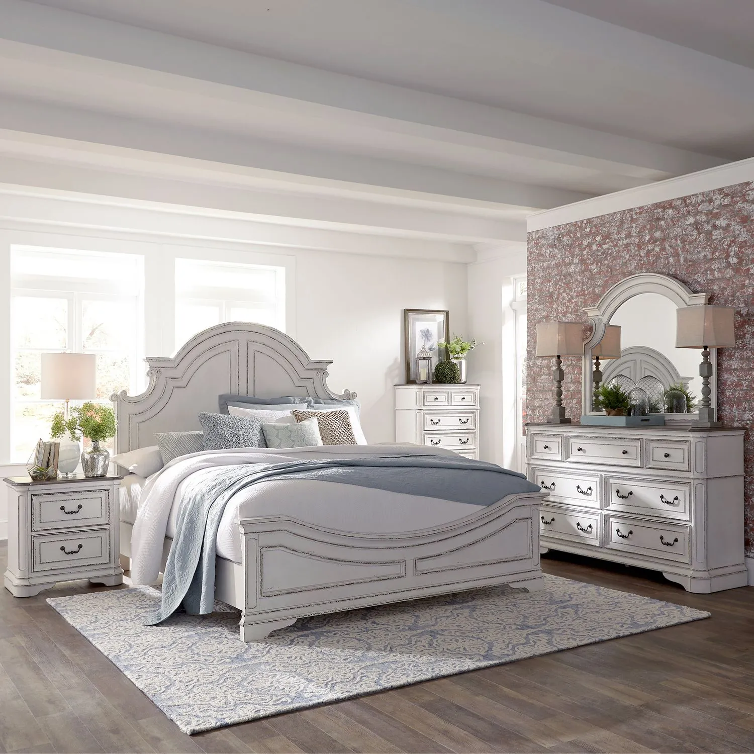 Artemis Arched Crown Panel Bedroom Set