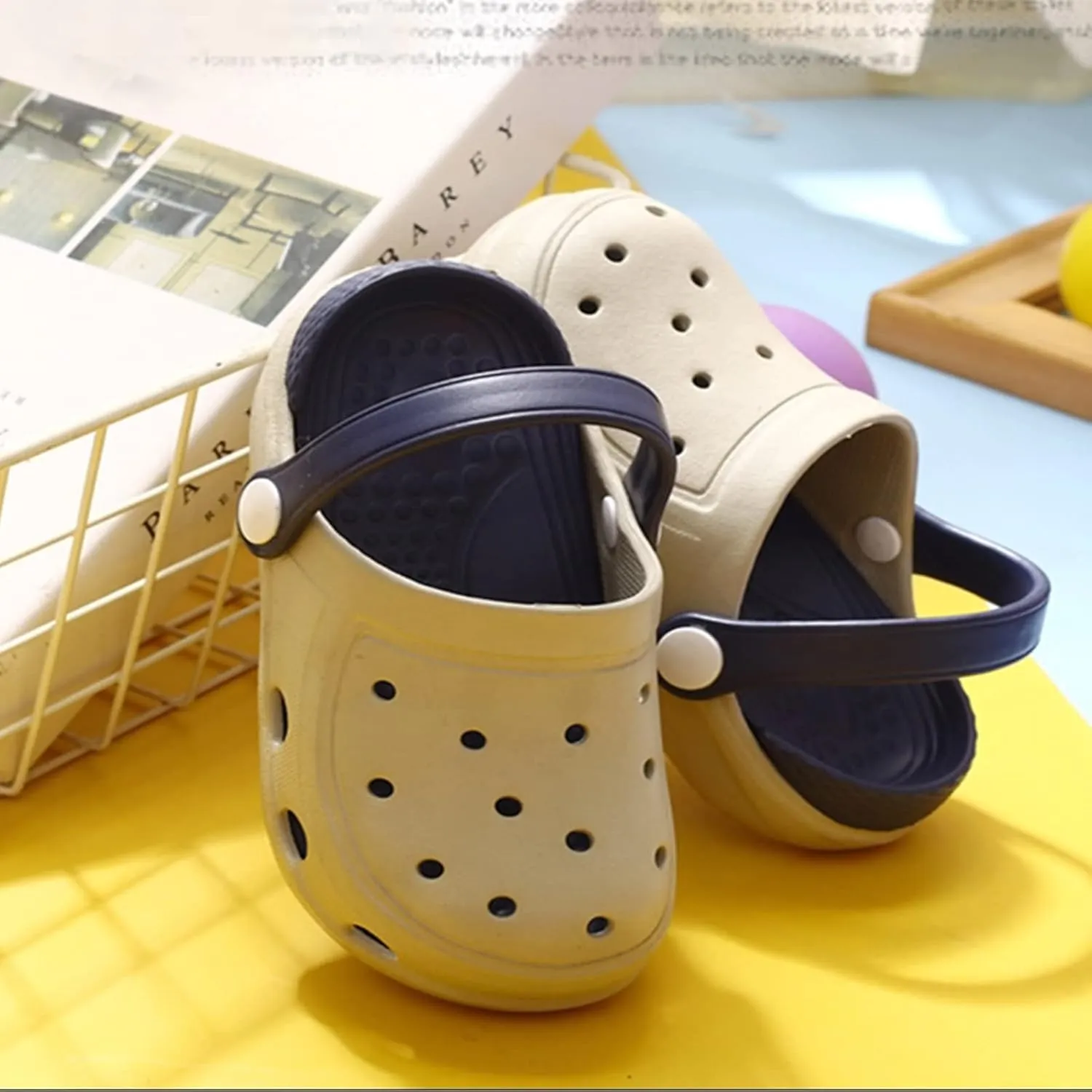 Baby Boys Girls Clogs Slippers Toddler Slip On Lightweight Sandals Shockproof Girls Summer Pool Beach Shoe