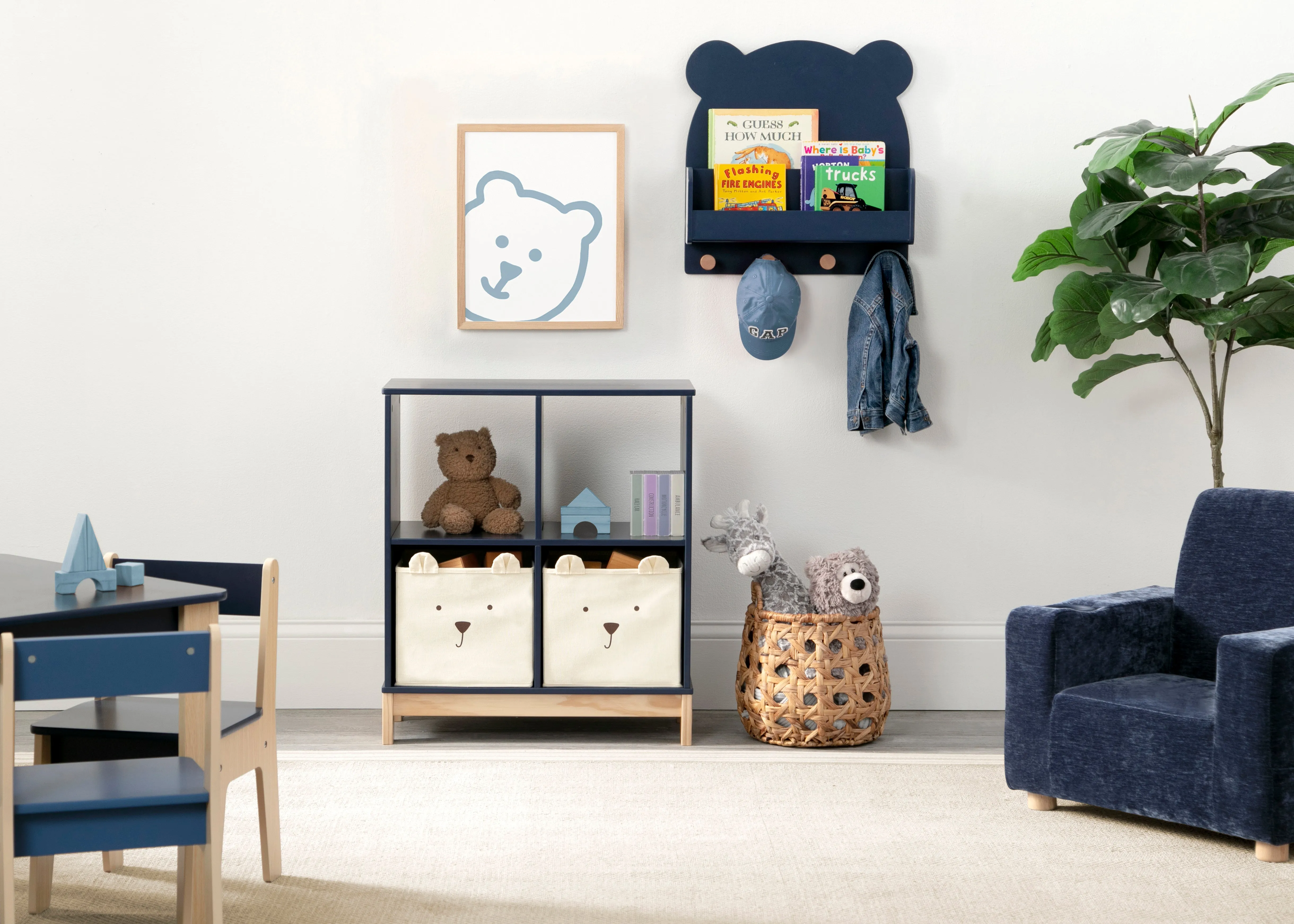 Brannan Bear Wall Shelf with 4 Hooks