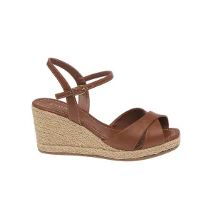 Chic Holiday Wedge BDV 116