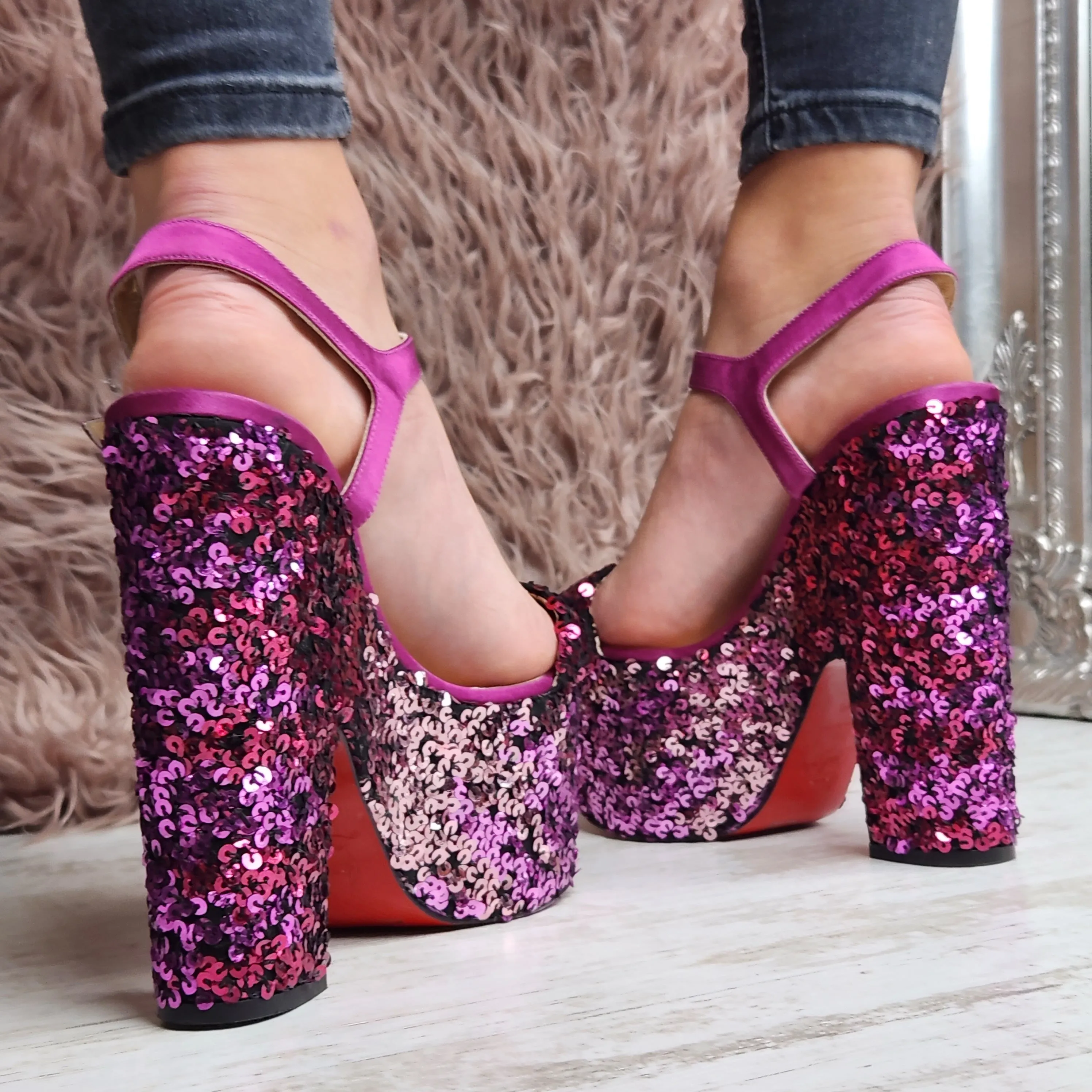 CHRISTIAN LOUBOUTIN SEQUIN PLATFORM SANDALS EU 40/ UK 7