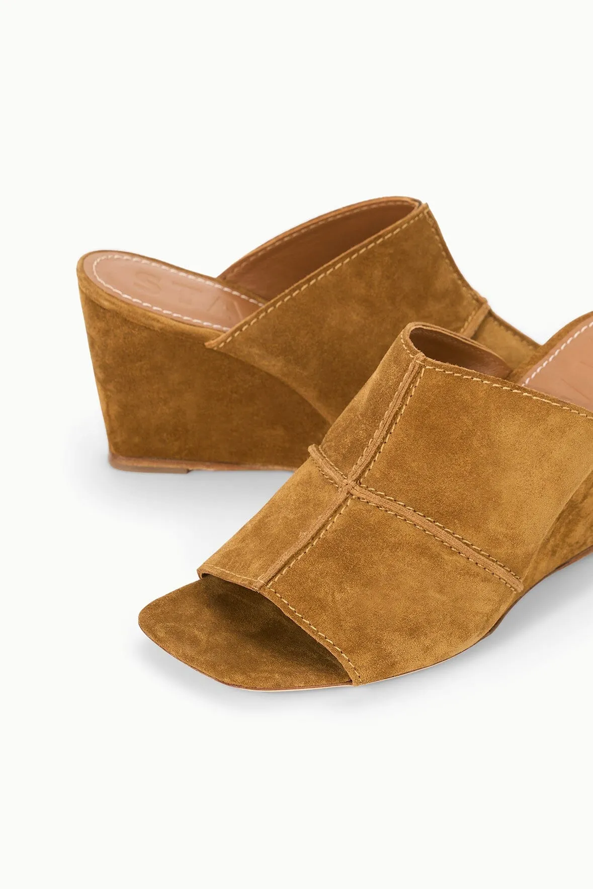 DANIELLA WEDGE | TAN