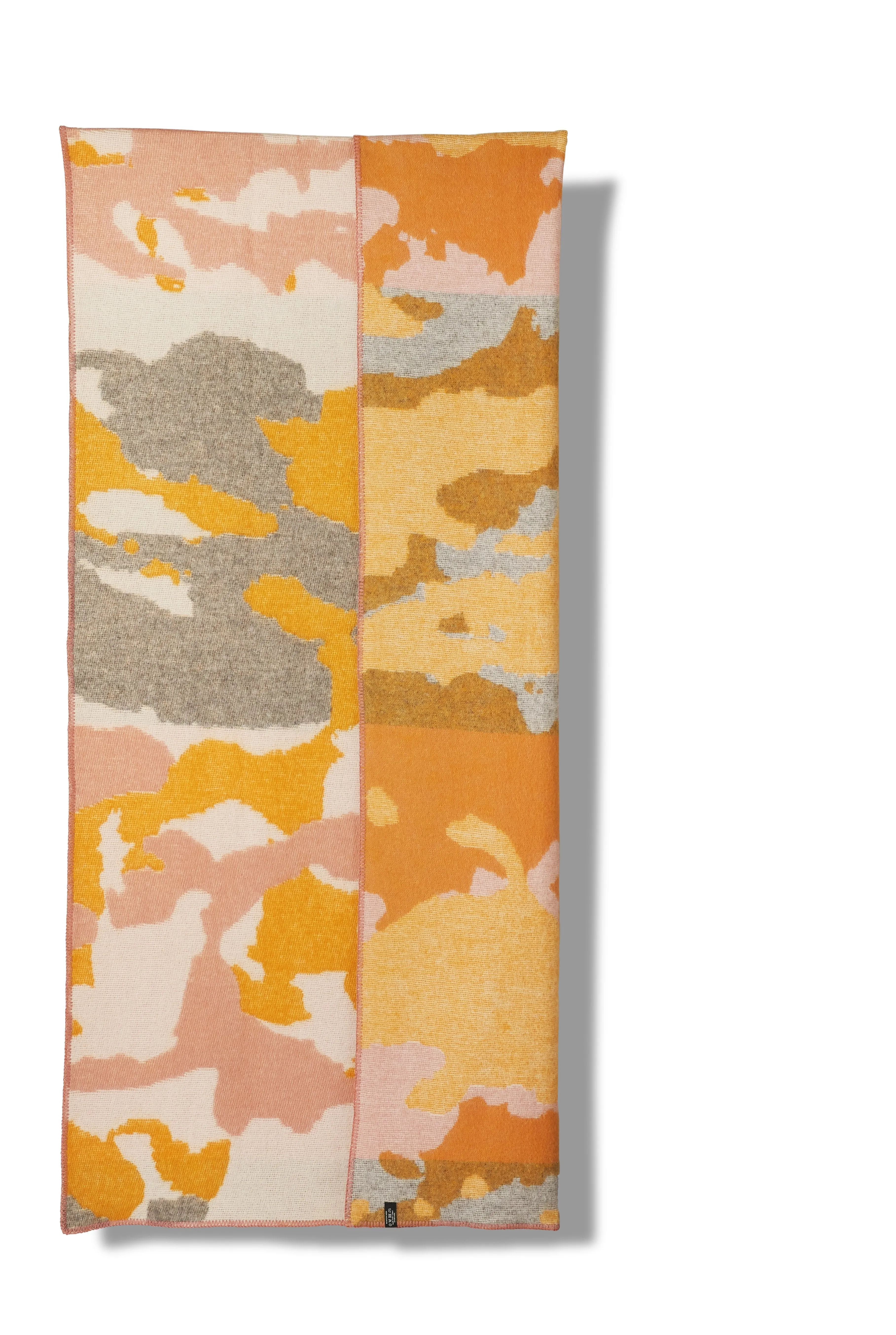Wool Blanket "Stain" by Michele Rondelli